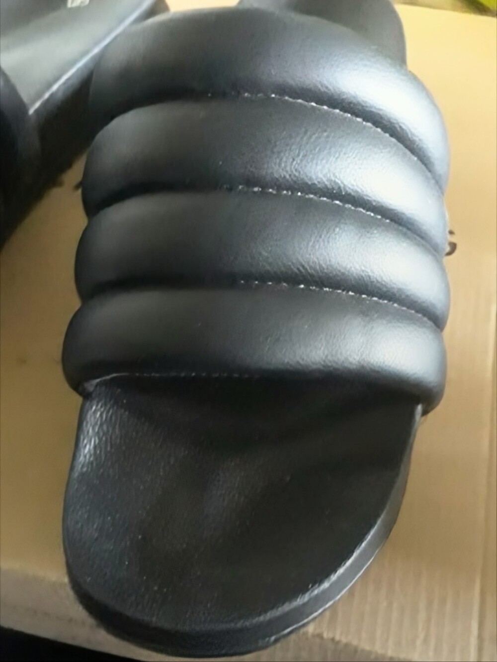 EUC Casual Puffy  Slides Size 10